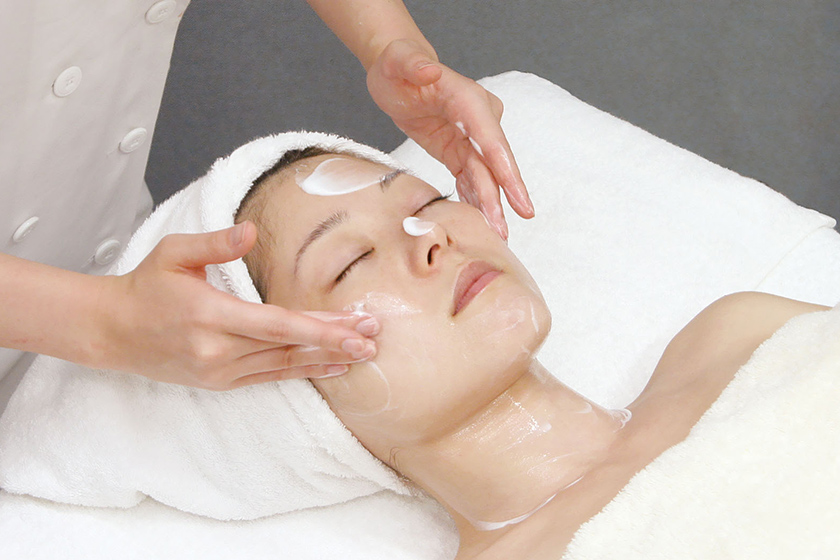 ピール肌改善エステコース